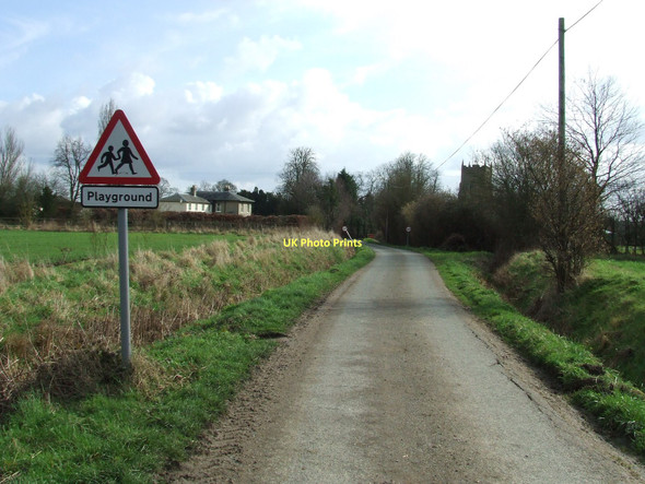 Photo 6"x4" Country Road Scene Monks Eleigh c2011