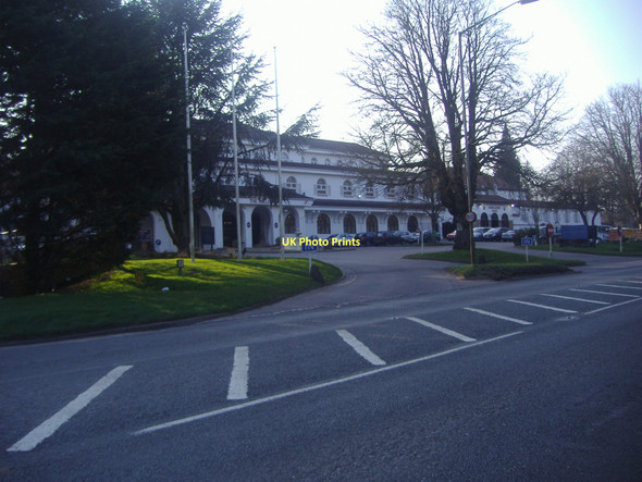 Photo 6"x4" The Bellhouse Hotel, A40 Chalfont St Peter Gerrards Cross c2011