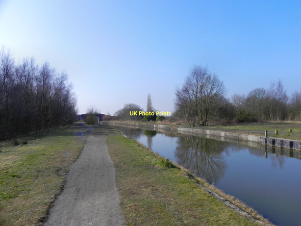 Photo 6"x4" Bridgewater Canal Tyldesley c2011