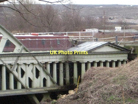 Photo 6"x4" Stanley Ferry Aqueduct (2) Wakefield\/SE3320 c2011
