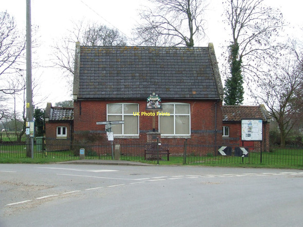 Photo 6"x4" Village Hall Market Weston c2011