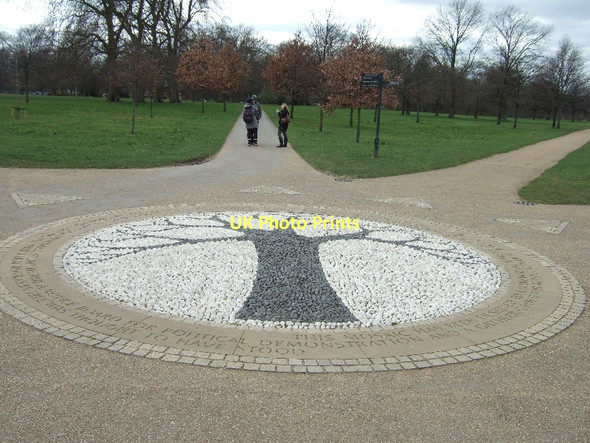 Photo 6"x4" The Reformers' Tree monument Westminster c2011