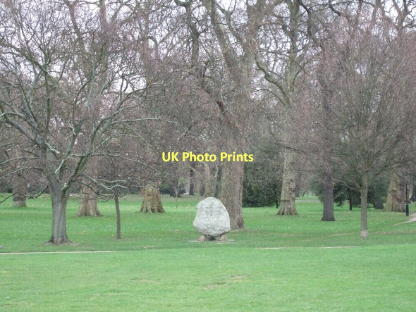 Photo 6"x4" Hyde Park with Norwegian Navy Memorial Westminster c2011