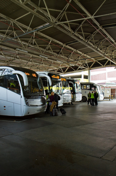 Photo 6"x4" Victoria Coach Station Westminster c2011