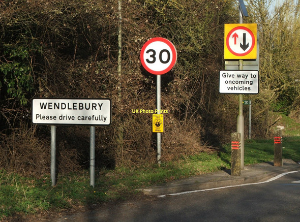 Photo 6"x4" Wendleby village sign Little Chesterton c2011