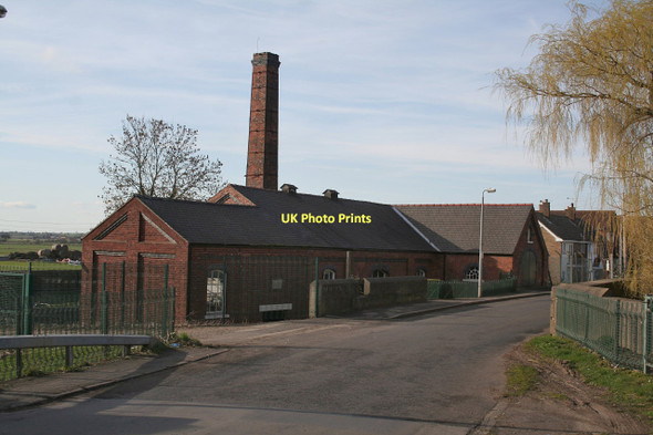 Photo 6"x4" South Street Pumping Station, Owston Ferry East Ferry c2011 P1