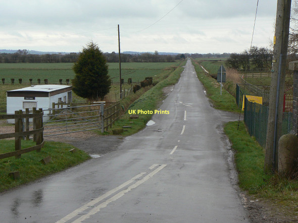 Photo 6"x4" Idle Bank Westwoodside c2011