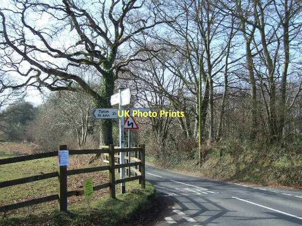 Photo 6"x4" Tipton Cross Higher Metcombe c2011
