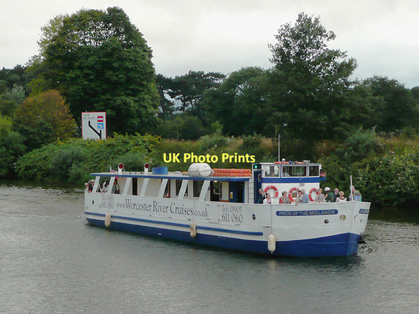 Photo 6"x4" Evening cruise on the River Severn at Worcester Worcester c2010
