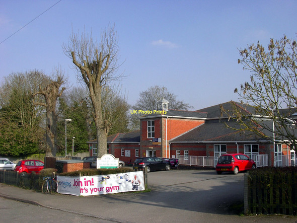 Photo 6"x4" The Lambourn Centre Lambourn c2011