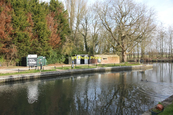 Photo 6"x4" Pillbox over The Kennet Ufton Green c2011