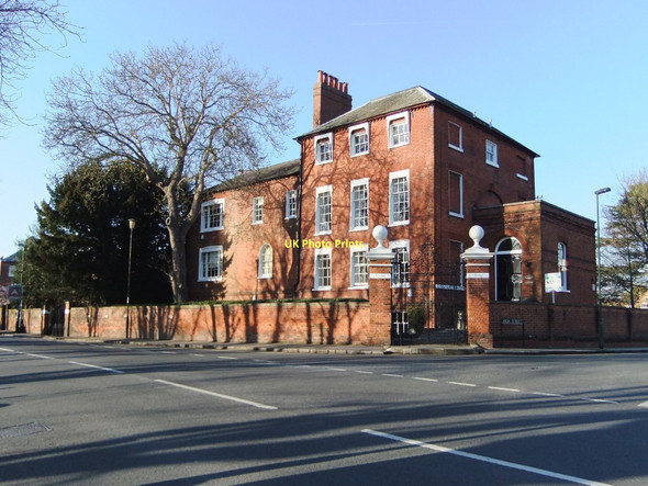Photo 6"x4" Datchet Lodge, seen from the riverside Windsor\/SU9676 c2011