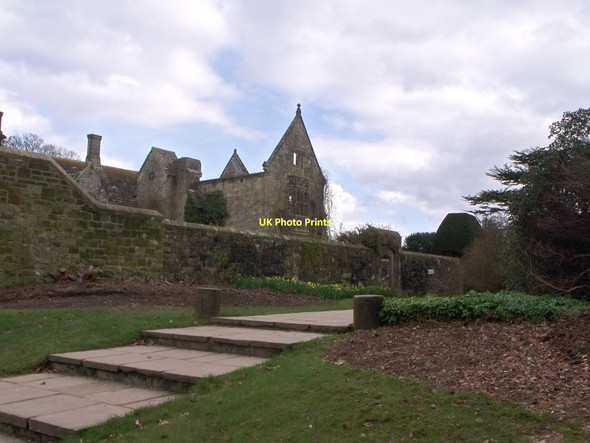 Photo 6"x4" The House, Nymans Handcross c2011