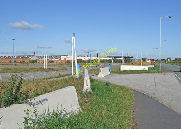 Photo 6"x4" River lane Saltney c2009