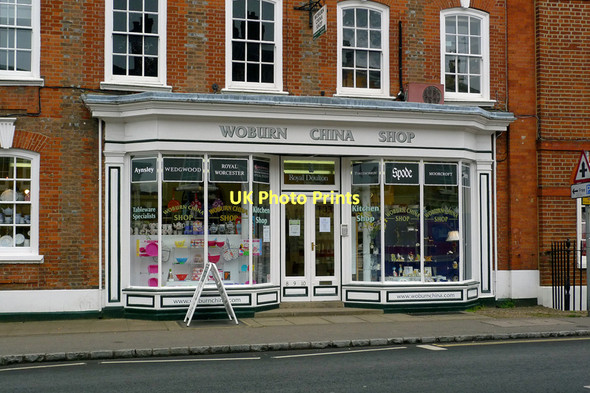 Photo 6"x4" Woburn China Shop Birchmoor Green c2011