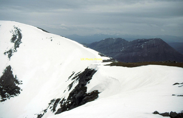 Photo 6"x4" The dip between Ceann Garbh and Ganu M\u00c3\u00b2r Ganu M\u00f2r c1995