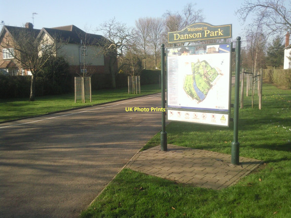 Photo 6"x4" Entrance to Danson Park Bexley c2011