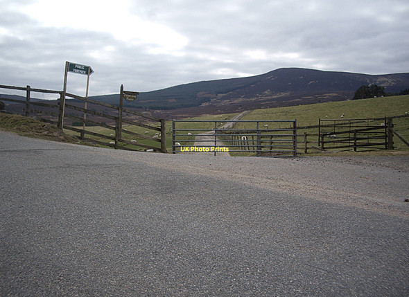 Photo 6"x4" Access to Pitreadie Farm Strachan c2011