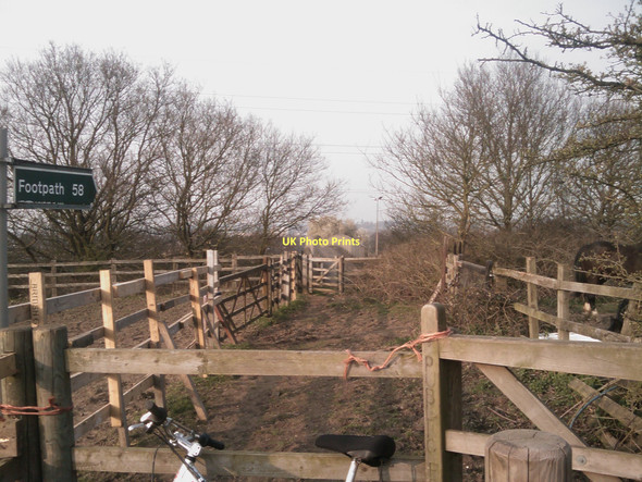 Photo 6"x4" Bentley Heath -  footbridge over M25 Potters Bar c2011