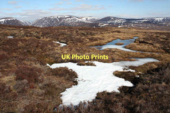 Photo 6"x4" Moorland south of Sron nan Dias GLas Mheall M\u00f2r\/NN6876 c2011