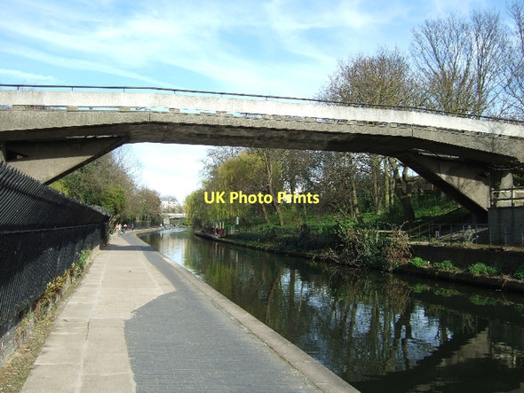 Photo 6"x4" Bridge to London Zoo aviary Camden Town c2011