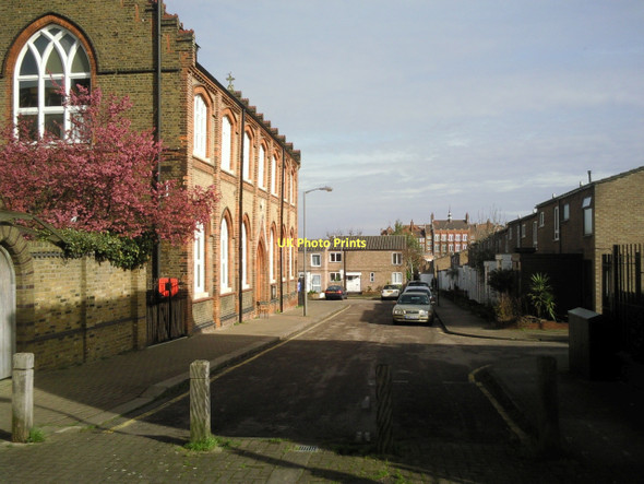 Photo 6"x4" St Michael's Day Centre, Cobham Close, Wandsworth Common Battersea c2011