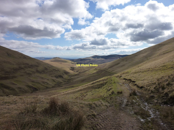Photo 6"x4" Looking Down Borland Glen Glendevon\/NN9904 c2011