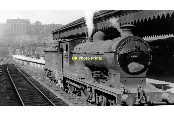 Photo 6"x4" A North British 'Glen' 4-4-0 at Edinburgh Waverley Edinburgh c1948