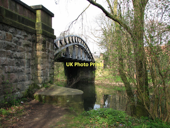Photo 6"x4" The Handyside Bridge Derby\/SK3535 c2011