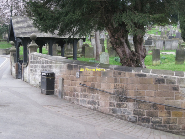 Photo 6"x4" St Giles' churchyard wall, Old Matlock Matlock c2011