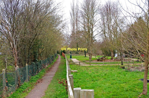 Photo 6"x4" Public footpath adjacent to River Bank Project, Fairford Fairford c2011
