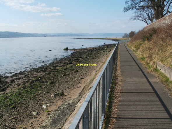Photo 6"x4" The Shore Circular Path Dumbarton c2011