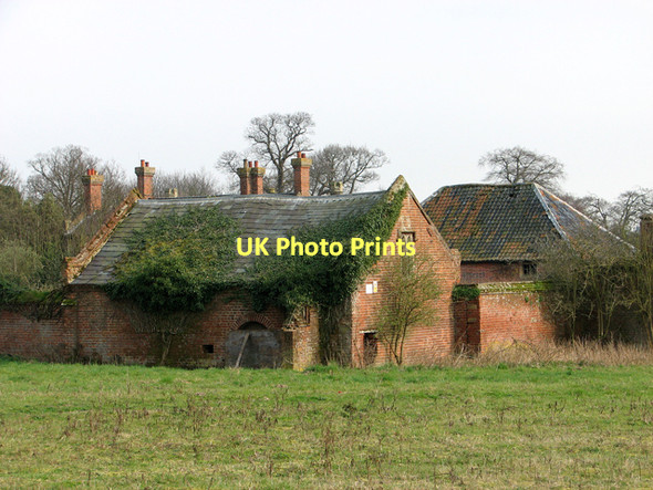 Photo 6"x4" Barn at Salhouse Hall Salhouse c2011