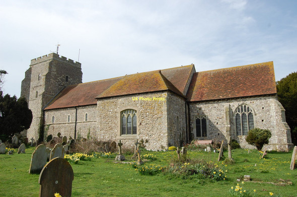 Photo 6"x4" St Mary's church, Westham Pevensey c2011