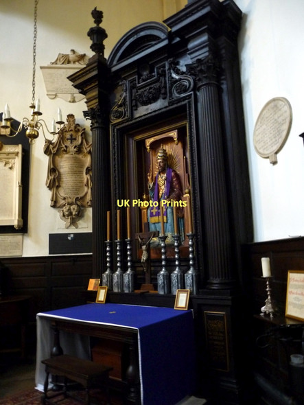 Photo 6"x4" Altar, St Magnus the Martyr, Lower Thames Street, London EC4 London c2011