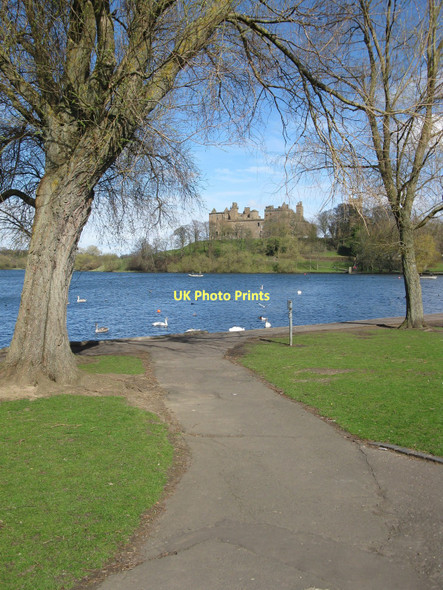 Photo 6"x4" Linlithgow Loch and Palace Linlithgow c2011