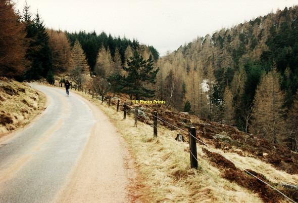 Photo 6"x4" Road Beside Linn of Muick Linn of Muick (Waterfall) c1995