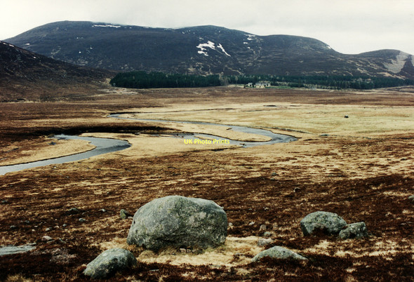 Photo 6"x4" River Muick Below Loch Muick Ant t-Sr\u00f2n c1995