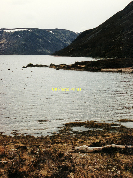 Photo 6"x4" Loch Muick An t-Sr\u00f2n\/NO2884 c1995
