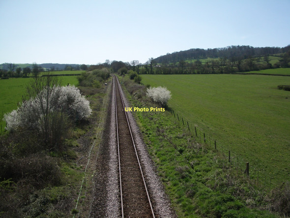 Photo 6"x4" Railway (Yeovil \/ Weymouth line) looking south from Chetnole Halt Hamlet\/ST5908 c2011