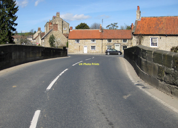 Photo 6"x4" Helmsley Bridge Helmsley c2011