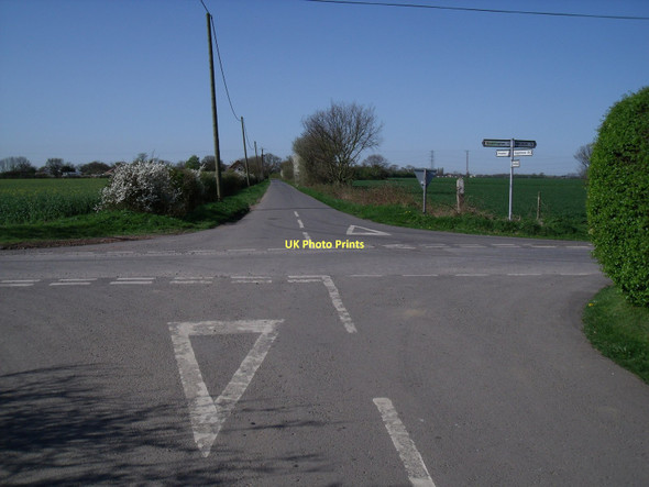 Photo 6"x4" Minor road junction near Willitoft Spaldington c2011