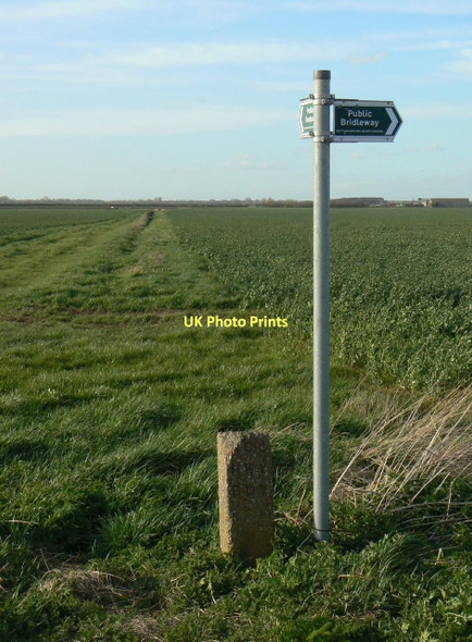 Photo 6"x4" Boundary stone and fenland Gringley on the Hill c2011