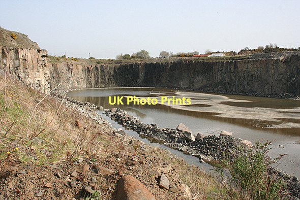 Photo 6"x4" Cruicks Quarry (16) Inverkeithing c2011