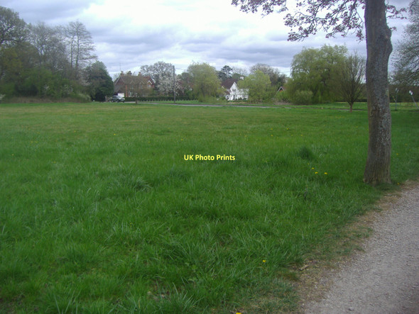 Photo 6"x4" The Green at Ewhurst Green Ewhurst Green\/TQ0939 c2011