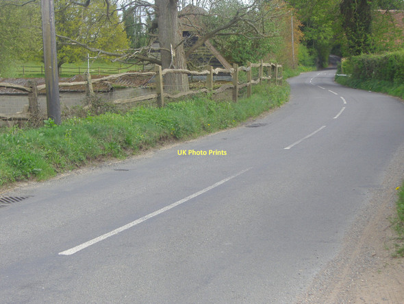 Photo 6"x4" Hound House Road, Burrows Cross Albury Heath c2011