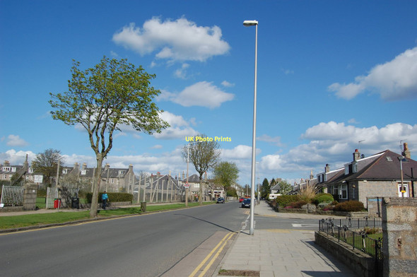 Photo 6"x4" Aberdeen Granite Suburbia Aberdeen\/NJ9206 c2011