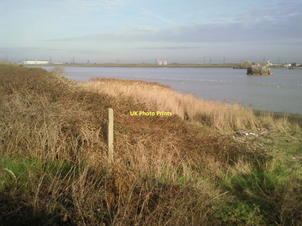 Photo 6"x4" View from the Thames Path near Cross Ness Thamesmead c2011