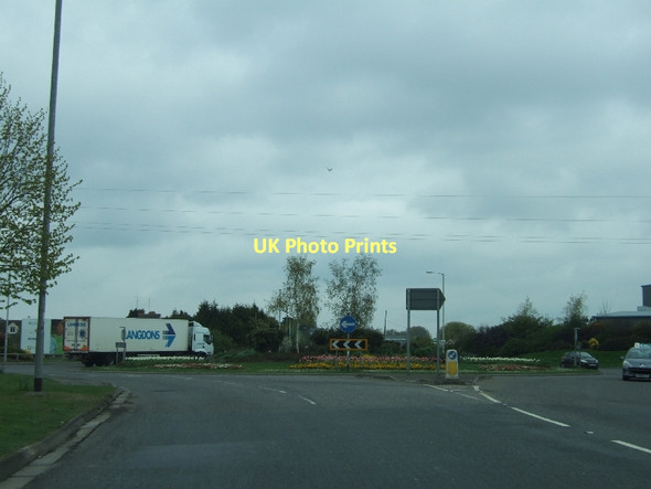 Photo 6"x4" The roundabout at Daws Farm, south of Bridgwater Huntworth\/ST3134 c2011