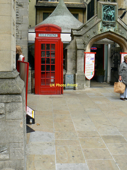 Photo 6"x4" K6 telephone kiosk by the Carfax Tower, Queen Street, Oxford Oxford\/SP5106 c2011